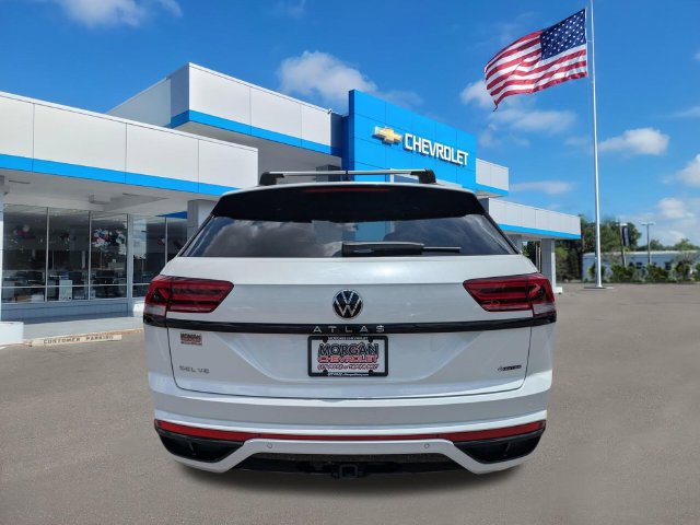 Used 2023 Volkswagen Atlas Cross Sport SEL R-Line AWD/4WD image 3