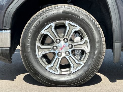 Used 2025 GMC Sierra 1500 SLT AWD/4WD image 36