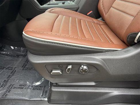 New 2025 GMC Sierra 2500 Denali Ultimate image 12