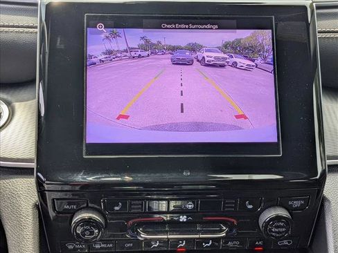 Used 2025 Jeep Grand Cherokee L Altitude RWD image 14