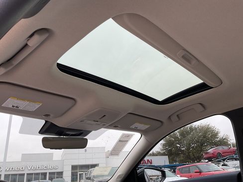 New 2026 Nissan Sentra SL image 22