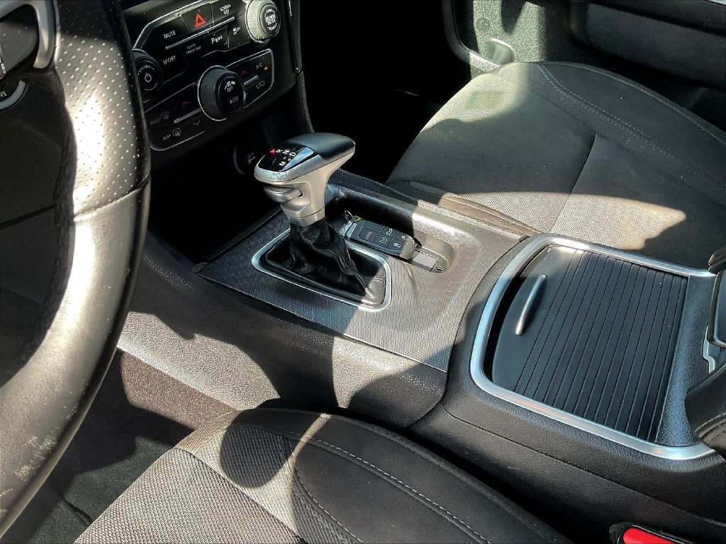 Used 2018 Dodge Charger R/T RWD image 13