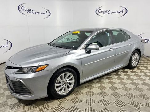 Used 2024 Toyota Camry LE FWD image 3