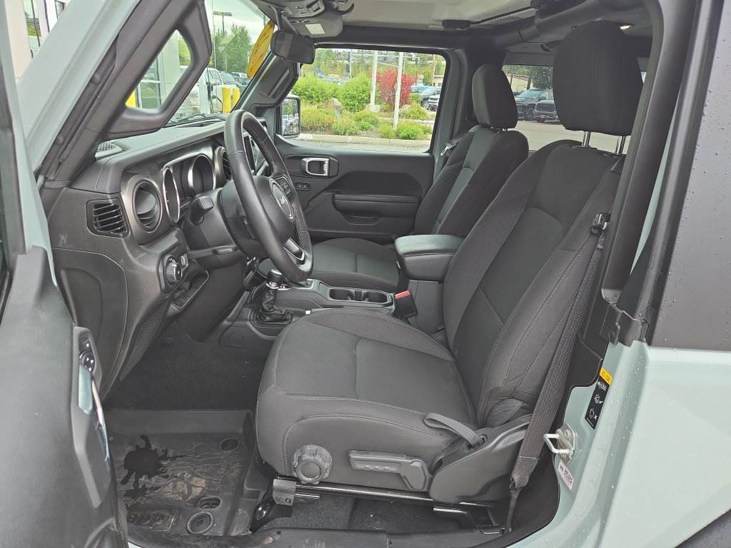 Used 2023 Jeep Wrangler Sport AWD/4WD image 13