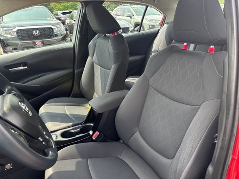 Used 2020 Toyota Corolla LE FWD image 14