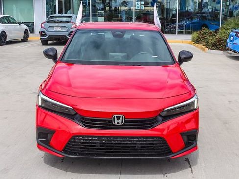 Used 2024 Honda Civic Sport image 2