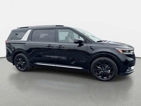 Used 2024 Kia Carnival SX Prestige image 7