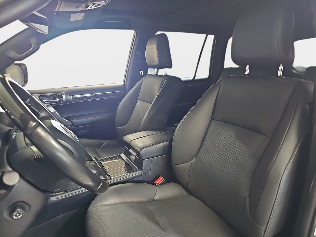 Certified 2023 Lexus GX 460 Premium w/ Accessory Package AWD/4WD image 14