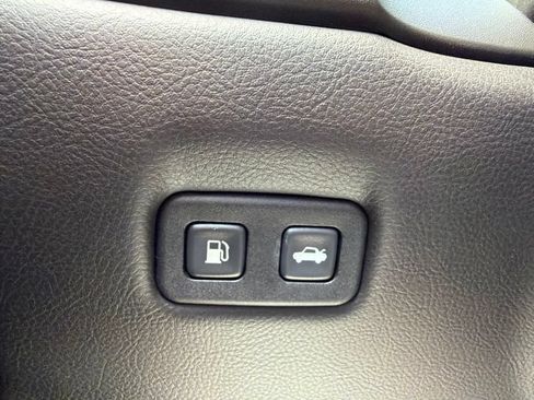Used 2008 Chevrolet Corvette Z06 w/ Preferred Equipment Group RWD image 24