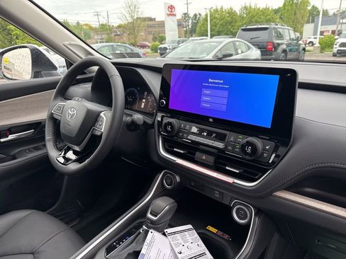 New 2026 Toyota Grand Highlander AWD image 6