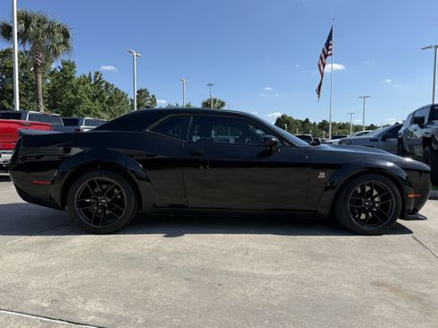 Used 2020 Dodge Challenger R/T Scat Pack RWD image 3