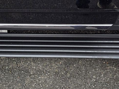 New 2026 GMC Yukon XL Denali Ultimate w/ LPO, Floor Liner Package AWD/4WD image 8