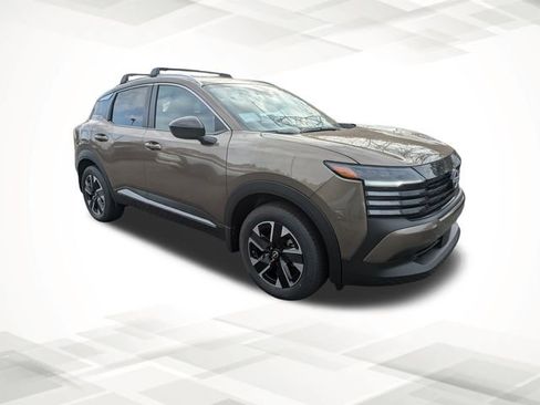 New 2026 Nissan Kicks SV w/ SV Premium Package image 2