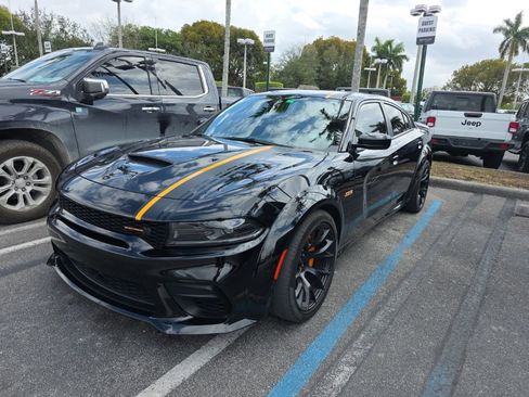 Used 2023 Dodge Charger Scat Pack image 2