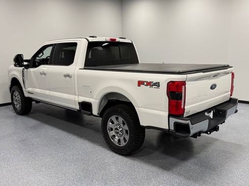 Certified 2024 Ford F250 Lariat w/ Lariat Ultimate Package AWD/4WD image 9