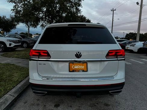 Used 2022 Volkswagen Atlas SE w/ Panoramic Sunroof Package FWD image 4