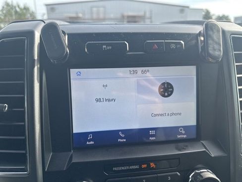 Used 2019 Ford F150 XLT image 4