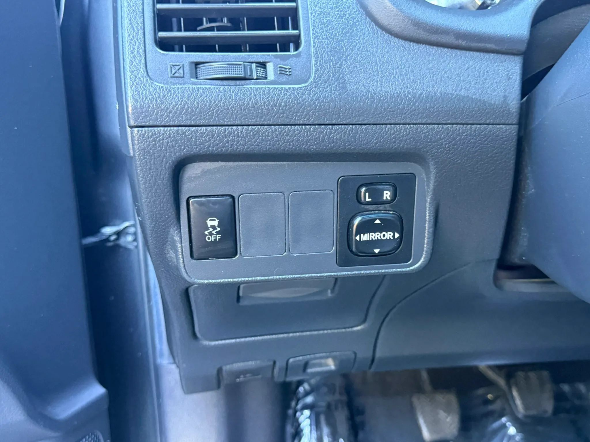 Used 2011 Toyota Corolla S FWD image 17