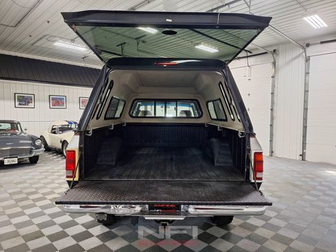 Used 1993 Dodge D/W Truck 250 AWD/4WD image 55