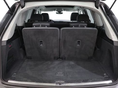 Used 2024 Audi Q7 3.0T Premium Plus AWD/4WD image 34