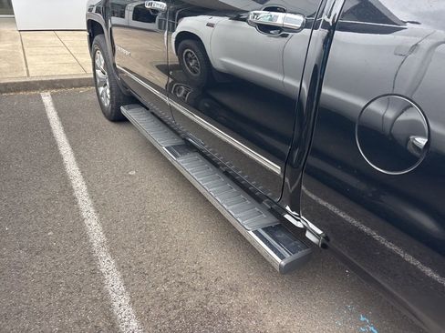 Used 2018 GMC Sierra 1500 SLT AWD/4WD image 8