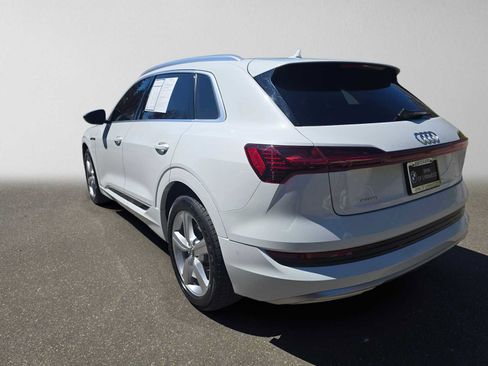 Used 2019 Audi e-tron Prestige AWD/4WD image 5