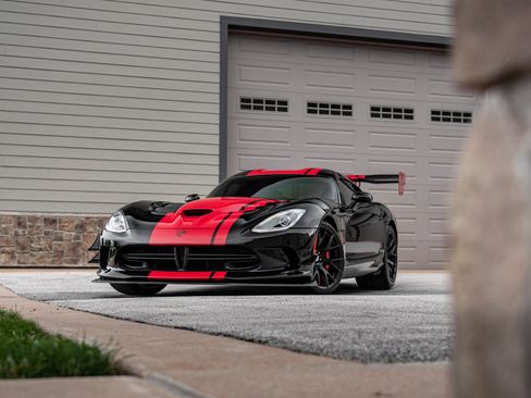 Used 2017 Dodge Viper GTC w/ ACR Package RWD image 12