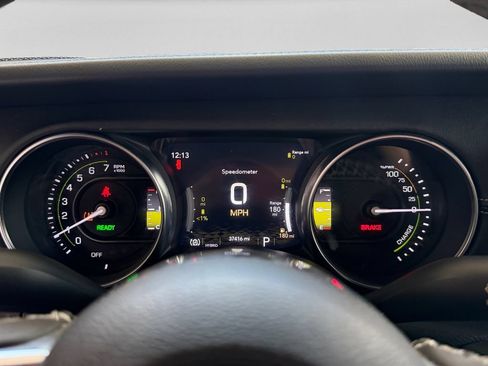 Used 2023 Jeep Wrangler Unlimited Sahara AWD/4WD image 23