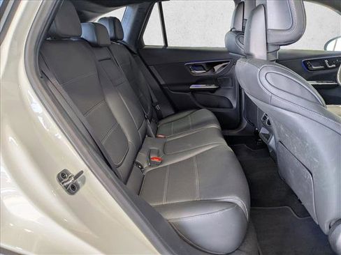 Used 2026 Mercedes-Benz GLC 300 4MATIC image 20