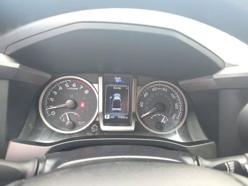 Used 2021 Toyota Tacoma SR5 image 18