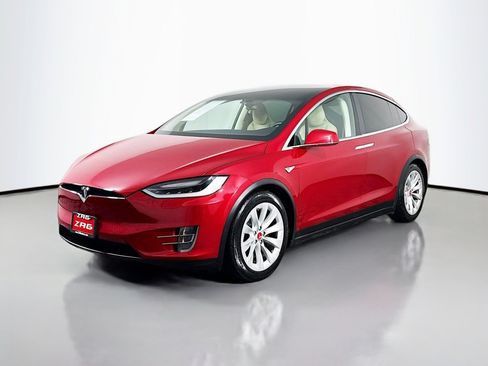 Used 2016 Tesla Model X image 1