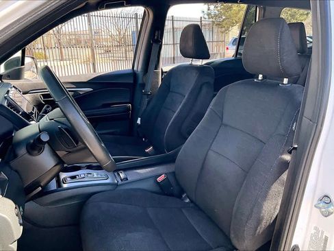 Used 2022 Honda Pilot Sport image 9