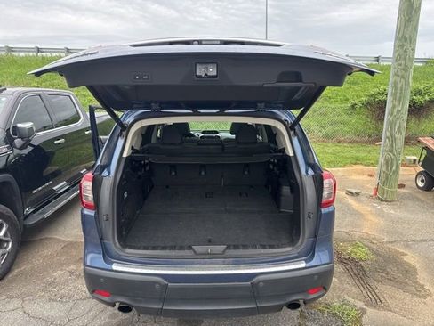 Used 2021 Subaru Ascent Limited w/ Technology Package AWD/4WD image 17