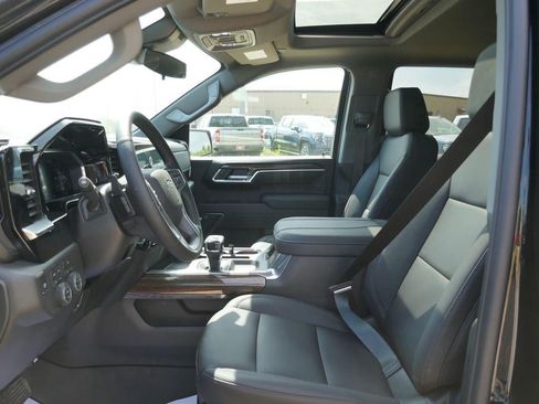 New 2026 Chevrolet Silverado 1500 LT Trail Boss w/ Convenience Package II AWD/4WD image 16