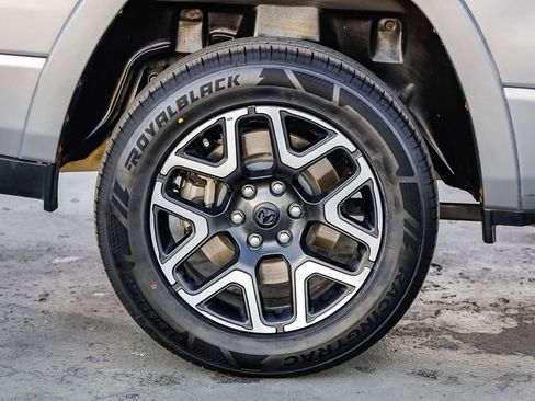 Certified 2025 RAM 1500 Laramie image 12