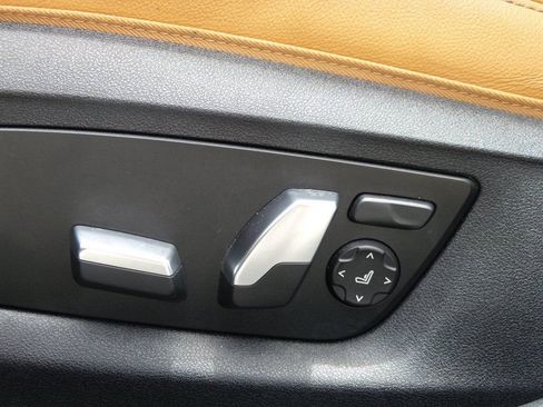 Used 2023 BMW 540i w/ M Sport Package RWD image 32