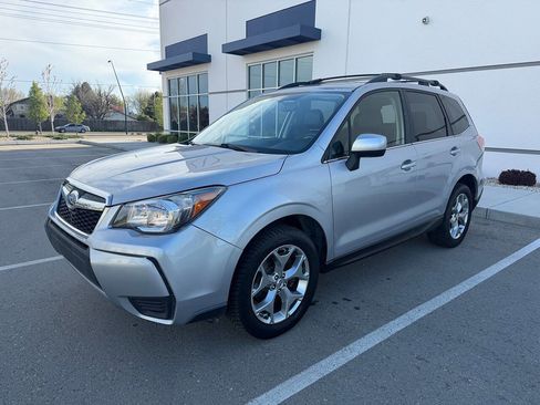 Used 2014 Subaru Forester 2.0XT Premium AWD/4WD image 6