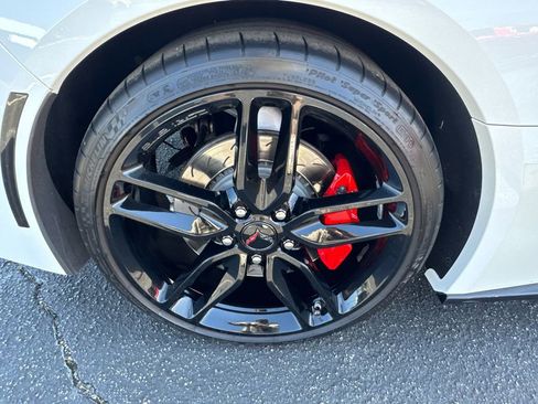 Used 2016 Chevrolet Corvette Stingray Coupe w/ 2LT Preferred Equipment Group image 16