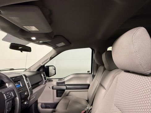 Used 2016 Ford F150 XLT image 39