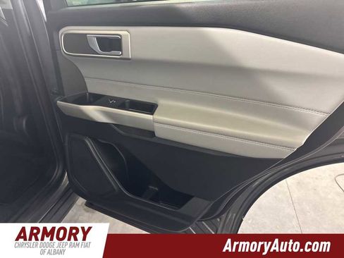 Used 2023 Ford Explorer XLT w/ Equipment Group 202A image 29