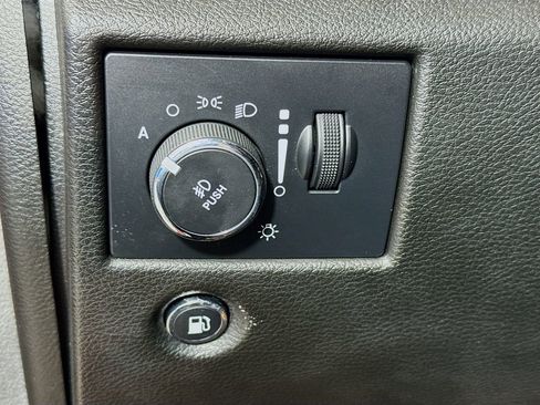 Used 2021 Jeep Grand Cherokee Limited w/ Quick Order Package 2GK 80th image 10