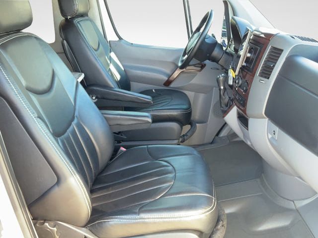Used 2015 Mercedes-Benz Sprinter 3500 image 24
