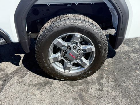 New 2026 GMC Sierra 2500 SLE w/ SLE Value Package; image 10