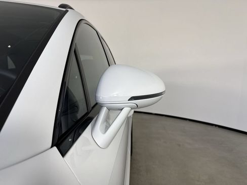 Certified 2026 Porsche Macan S AWD/4WD image 12