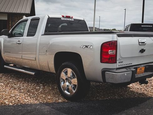 Used 2010 Chevrolet Silverado 1500 LT w/ Power Pack Plus AWD/4WD image 7