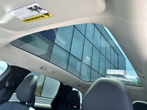 Certified 2025 Volvo EX90 Plus AWD/4WD image 24
