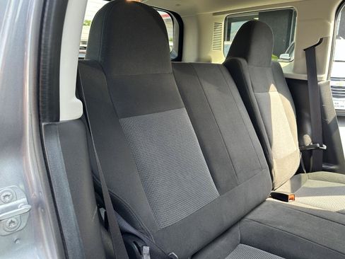 Used 2017 Jeep Patriot Latitude AWD/4WD image 39