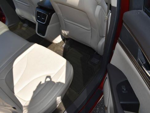Used 2016 Lincoln MKX Reserve w/ Technology Package FWD image 20
