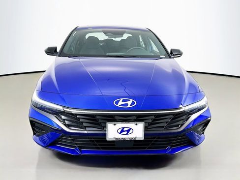 New 2026 Hyundai Elantra SEL Sport image 2