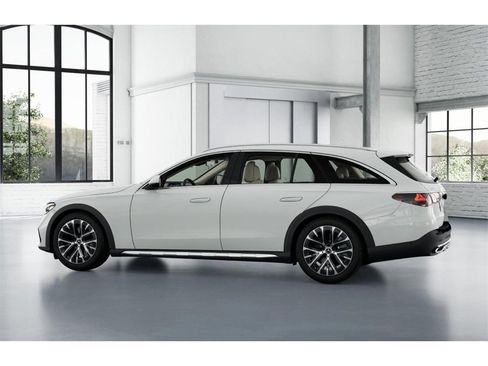 New 2025 Mercedes-Benz E 450 4MATIC All-Terrain Wagon image 32